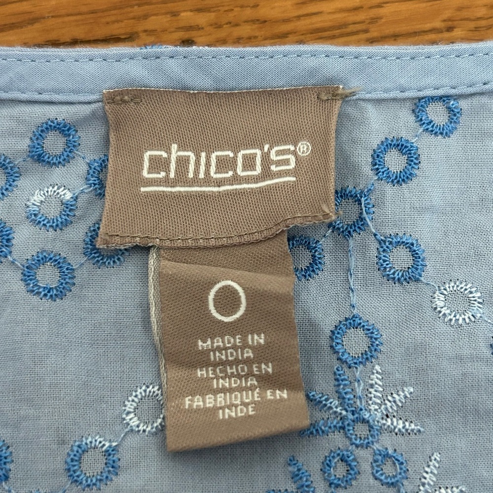 Chicos Embroidered Top Blue Size 4 US 0 Chicos - Picture 3 of 11